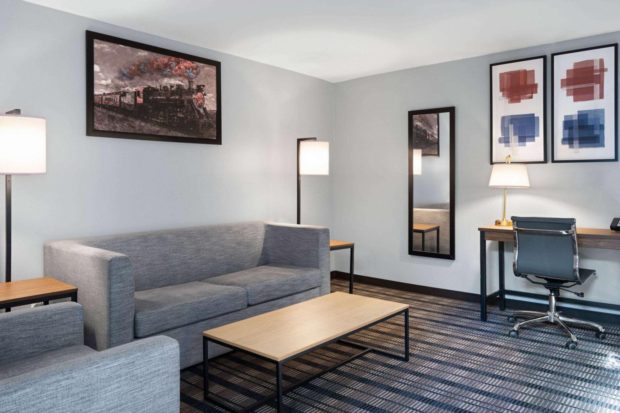 Americinn By Wyndham Beaver Dam Εξωτερικό φωτογραφία