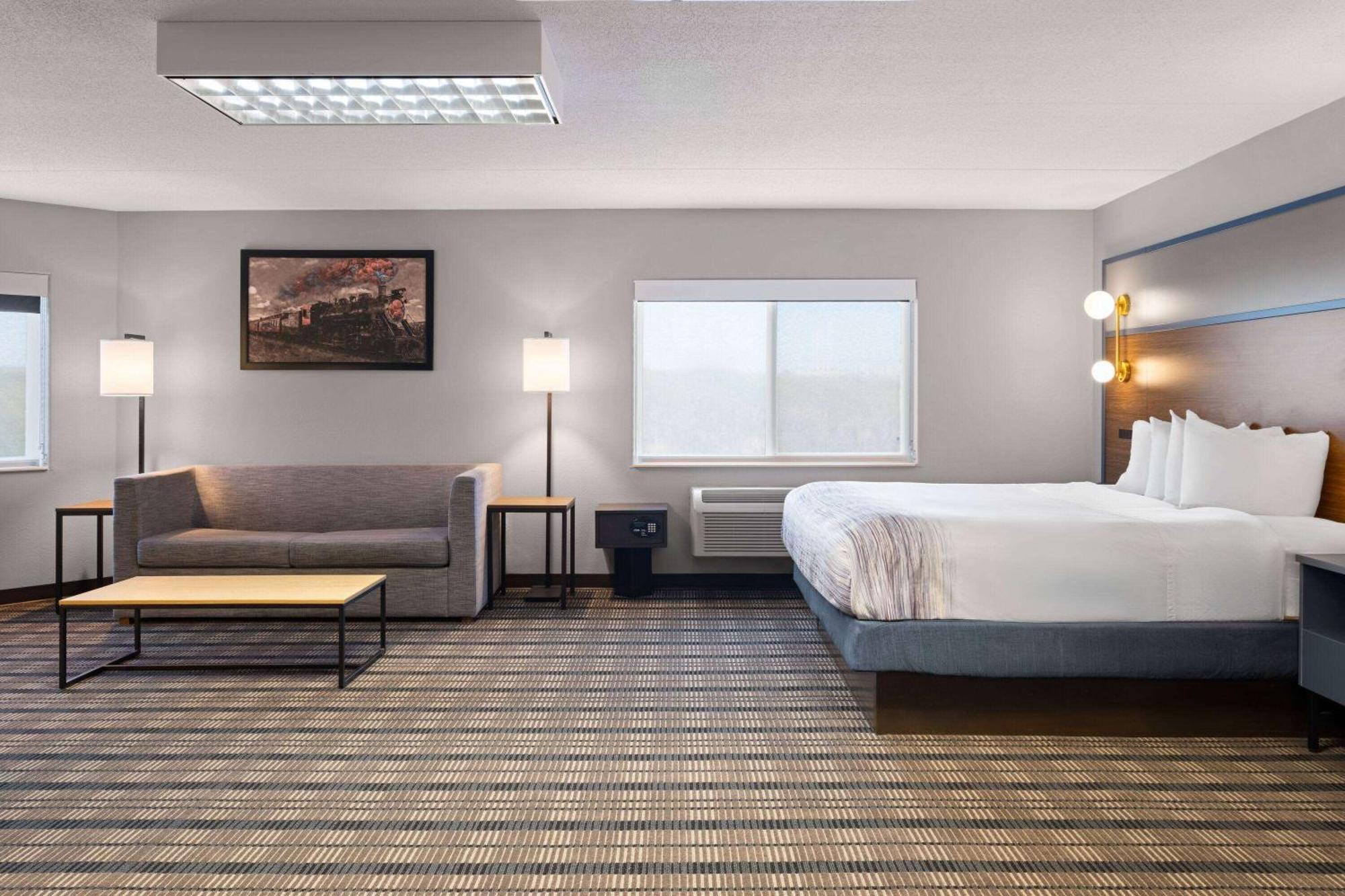Americinn By Wyndham Beaver Dam Εξωτερικό φωτογραφία